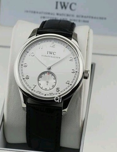 IWC watch man-118